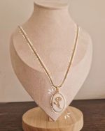Flora - Price € 19,99